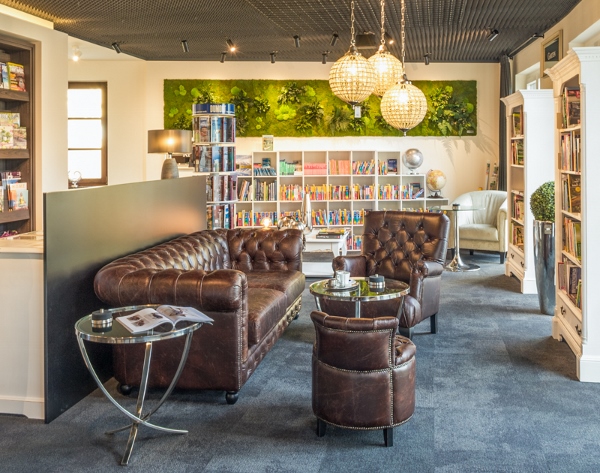 Kaffee in der Buchhandlung Heindl